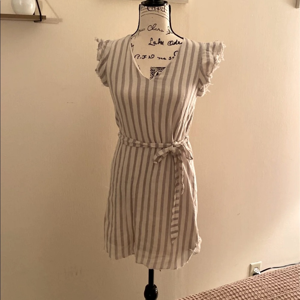 Sadie & Sage Grey Striped Dress